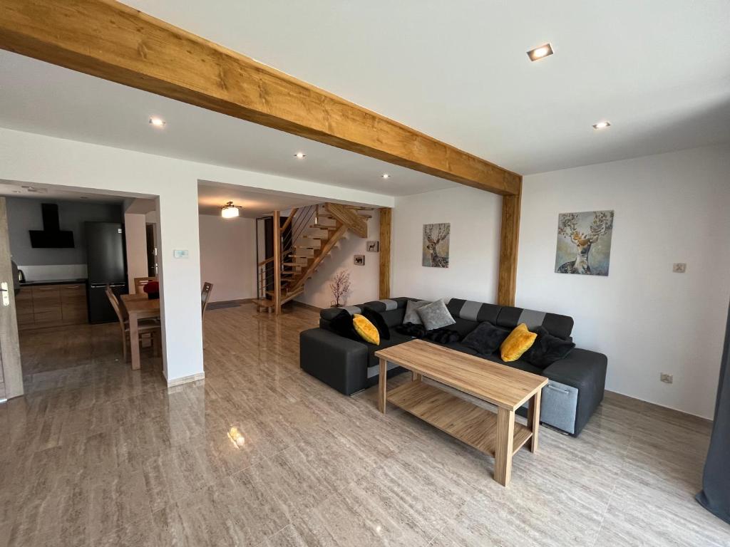 Three-Bedroom House at Osada Marcowa